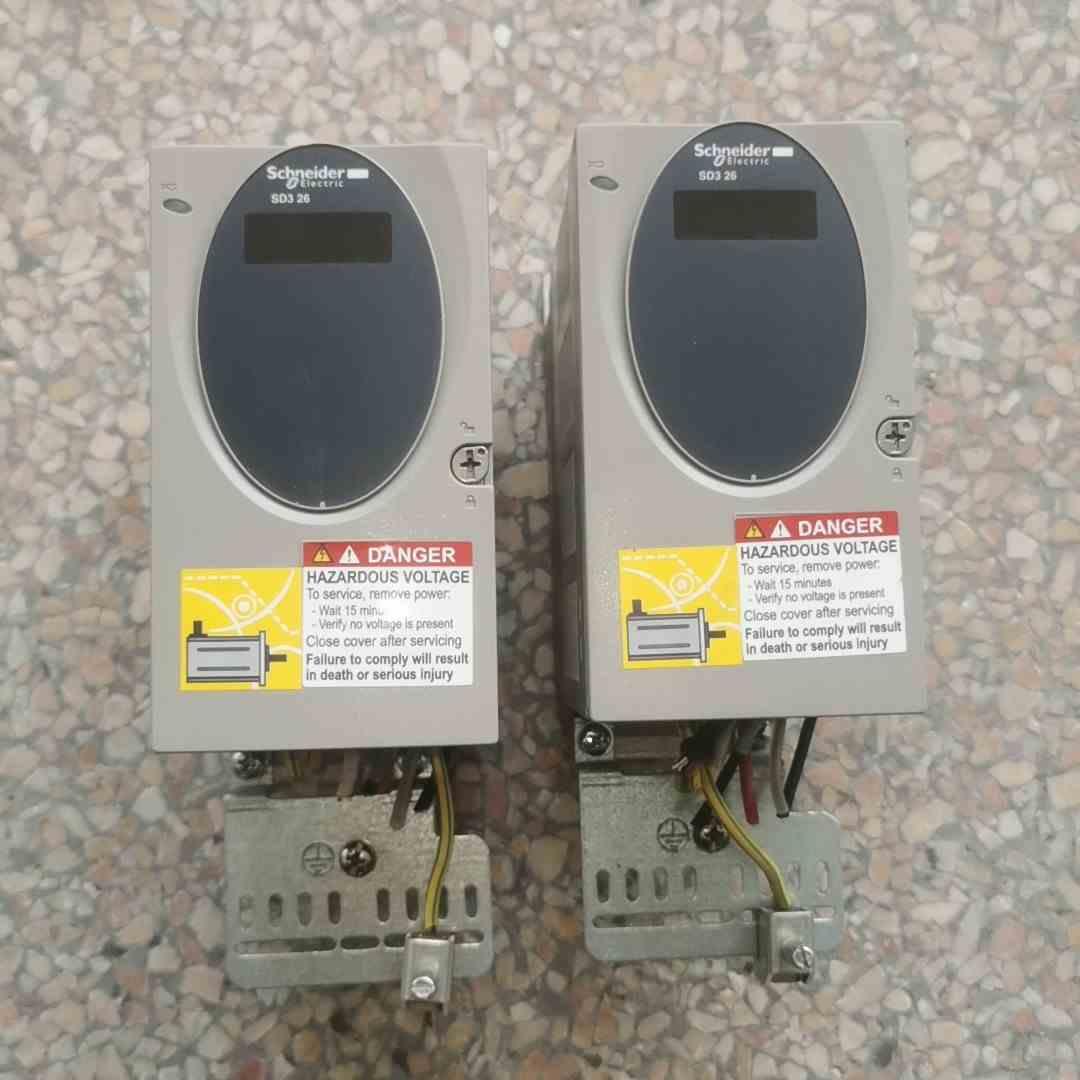 95新SD3 26施耐德伺服驱动器SD326DU25S2议价