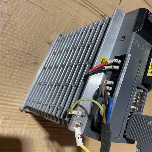 议~信捷驱动器750瓦、DS3E-20p7、拆机的、成色漂亮