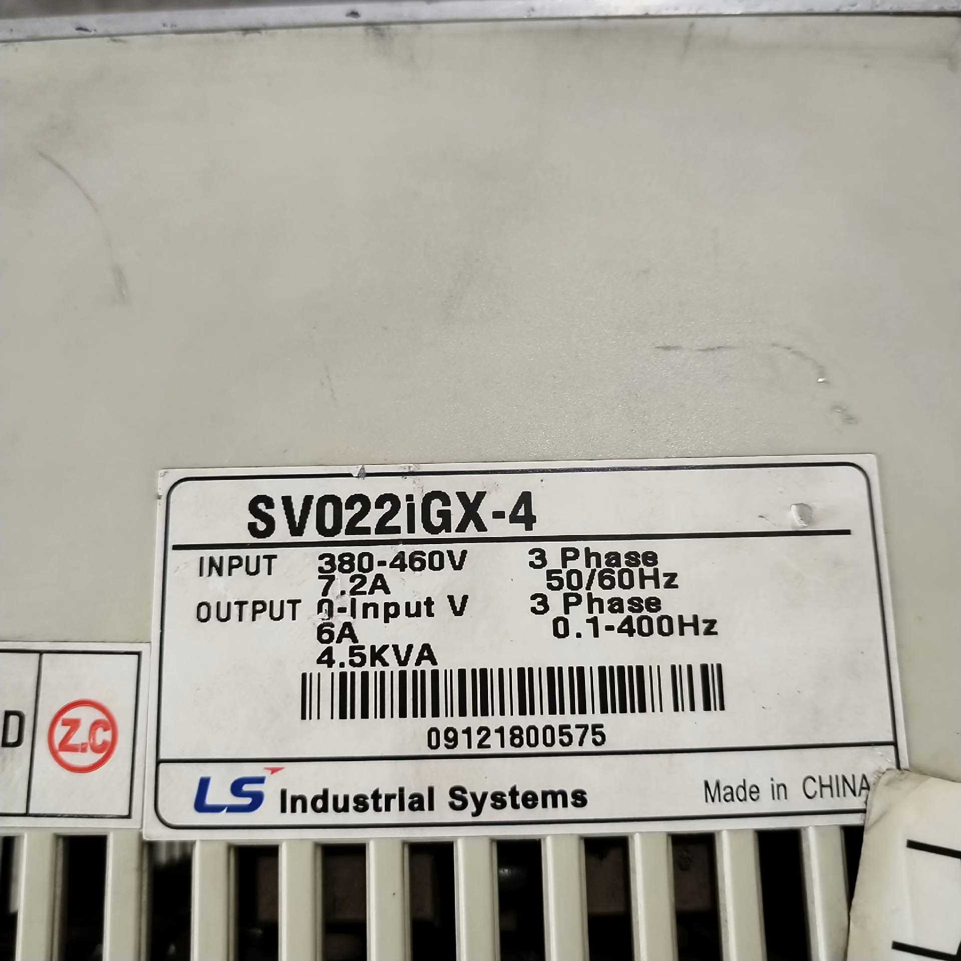 LG变频器，SV022IGX-4，2.2KW（憨憨电子）