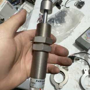 询价 一个 富士FUJl缓冲器 2725FBD 成色漂亮 FWM