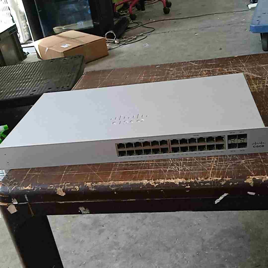 刚拆的Meraki MS120-24P 24口千兆交换机议价