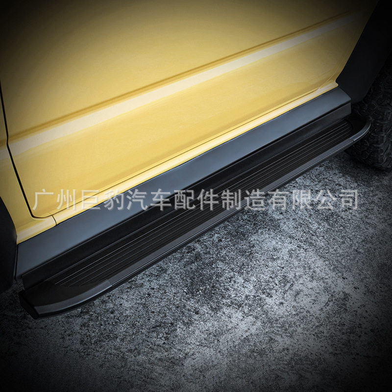 适用吉姆尼侧杠防撞杠脚踏板改装