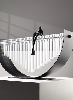 现代轻奢金属人物雕塑摆件售楼处样板房间电视玄关柜家居软装饰品