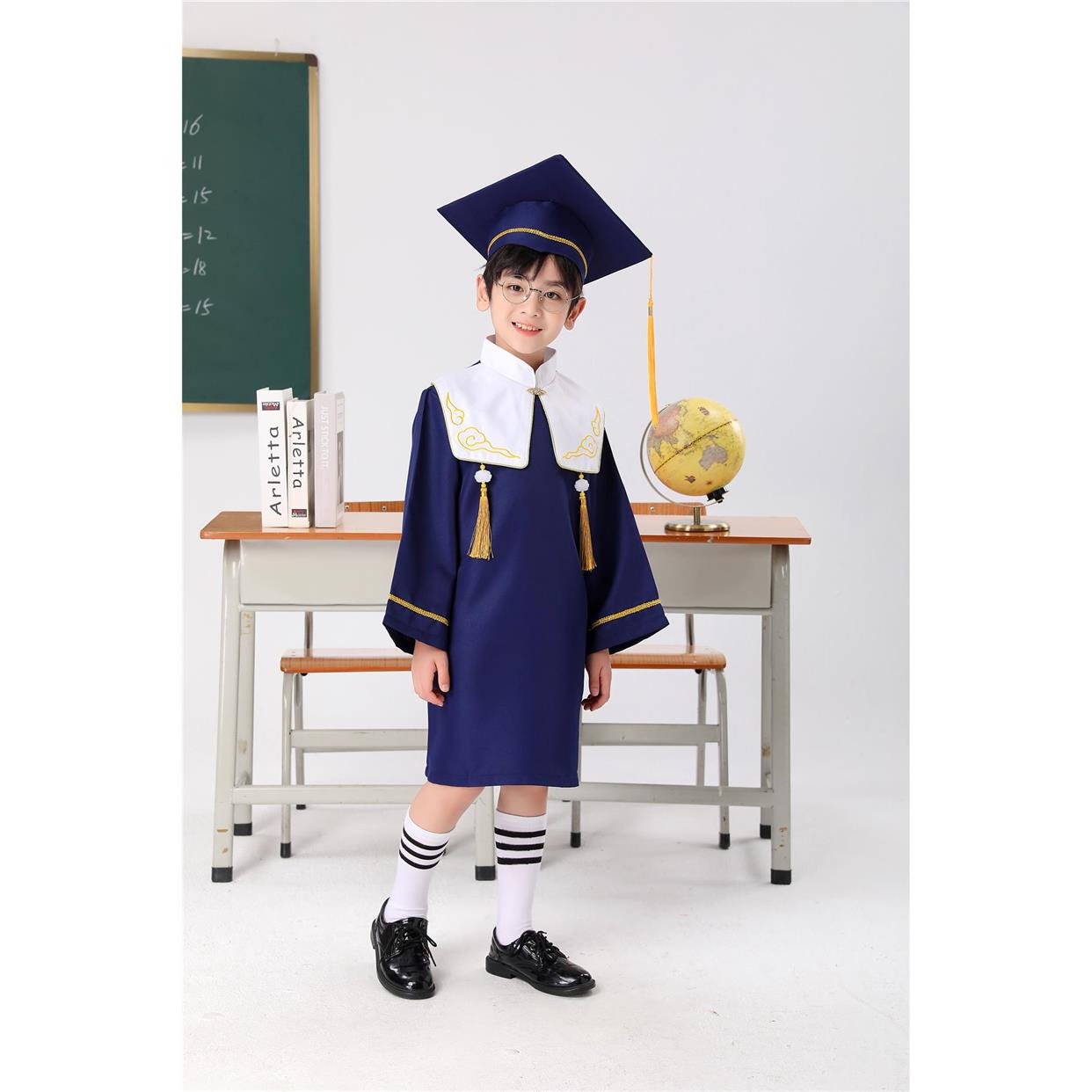 小童博士服幼儿园学士服拍照衣服毕业袍博士帽中小学生毕业照服装-封面