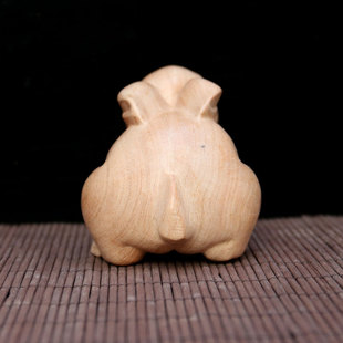 精选正宗桃木兔子招财风水木质实木木雕摆件木头十二生肖客厅工艺