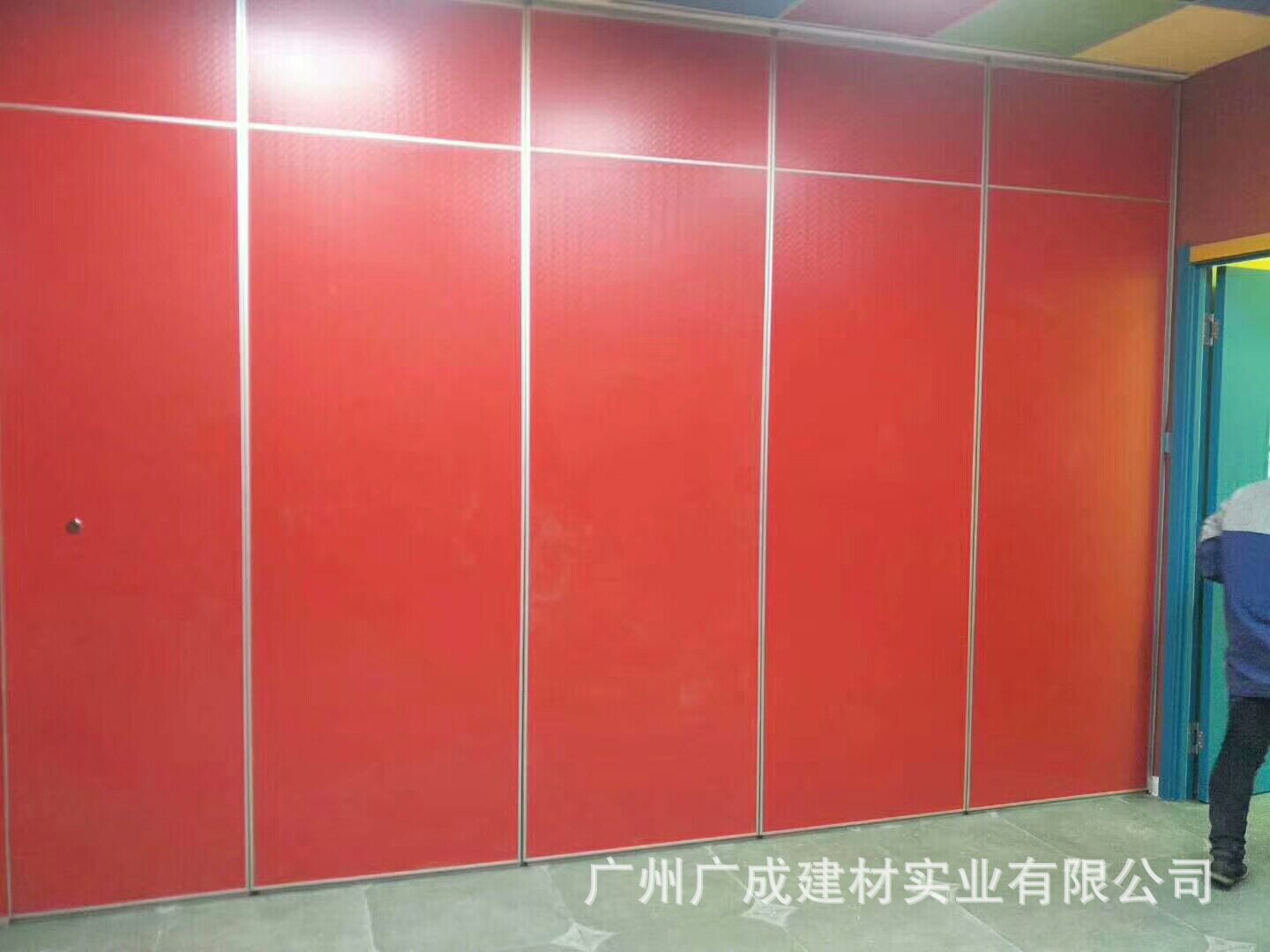 酒店宴会厅隔音折叠高隔断