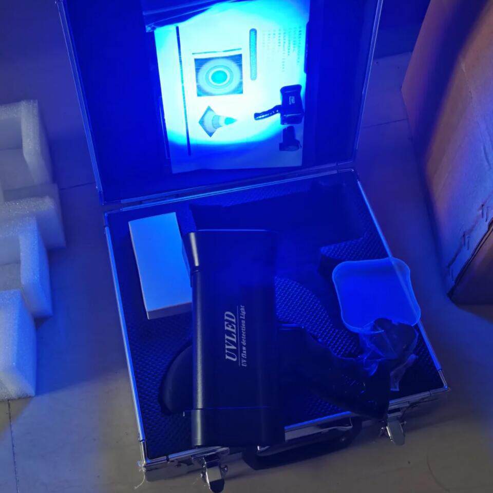 UVLED365-6D手持充电式紫外线探伤黑光灯