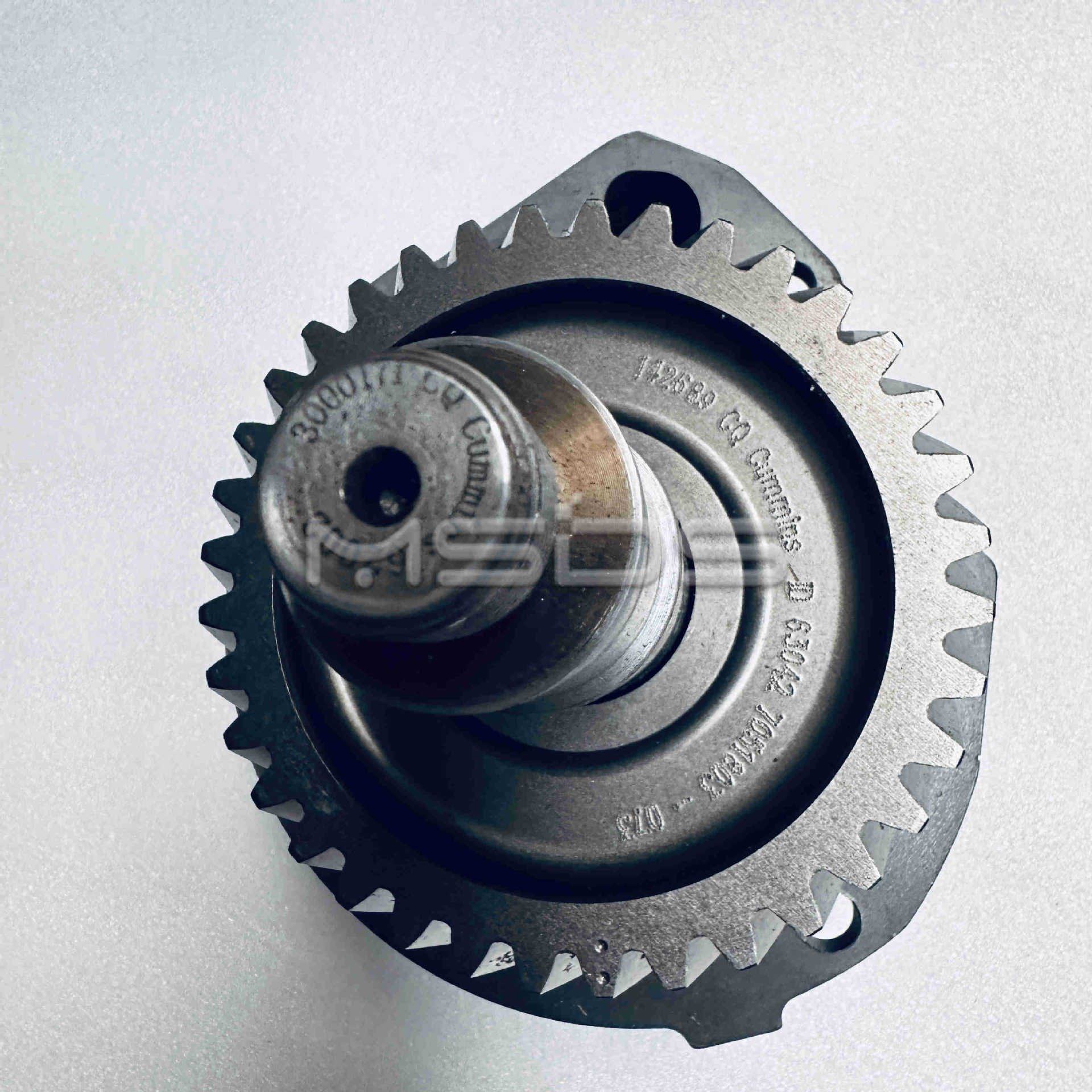 NT855发动机辅助驱动总成3005133附件驱动齿轮轴AR-7663  3005126