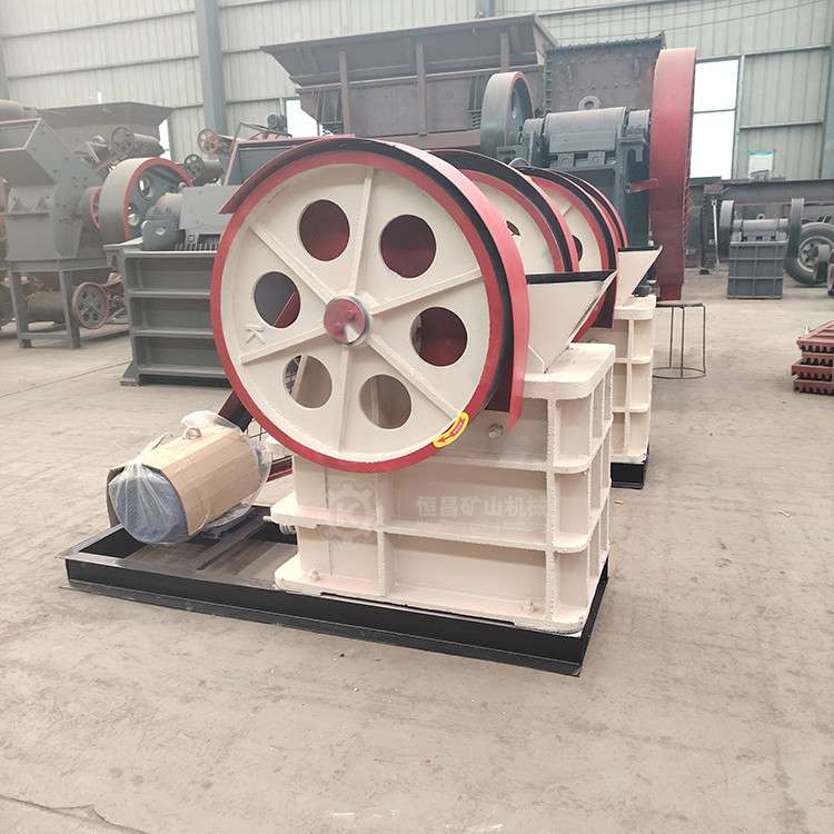 小型颚式破碎机型号有46颚破、57颚破、69颚破机、912鄂式破碎机