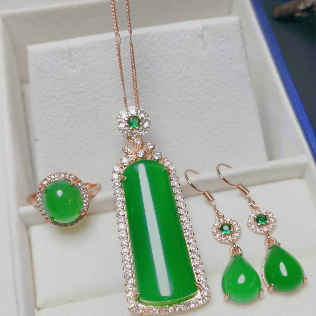 天然冰彩玉髓无事牌豪华套装玛瑙毛衣链天然冰玉髓吊坠女士项链