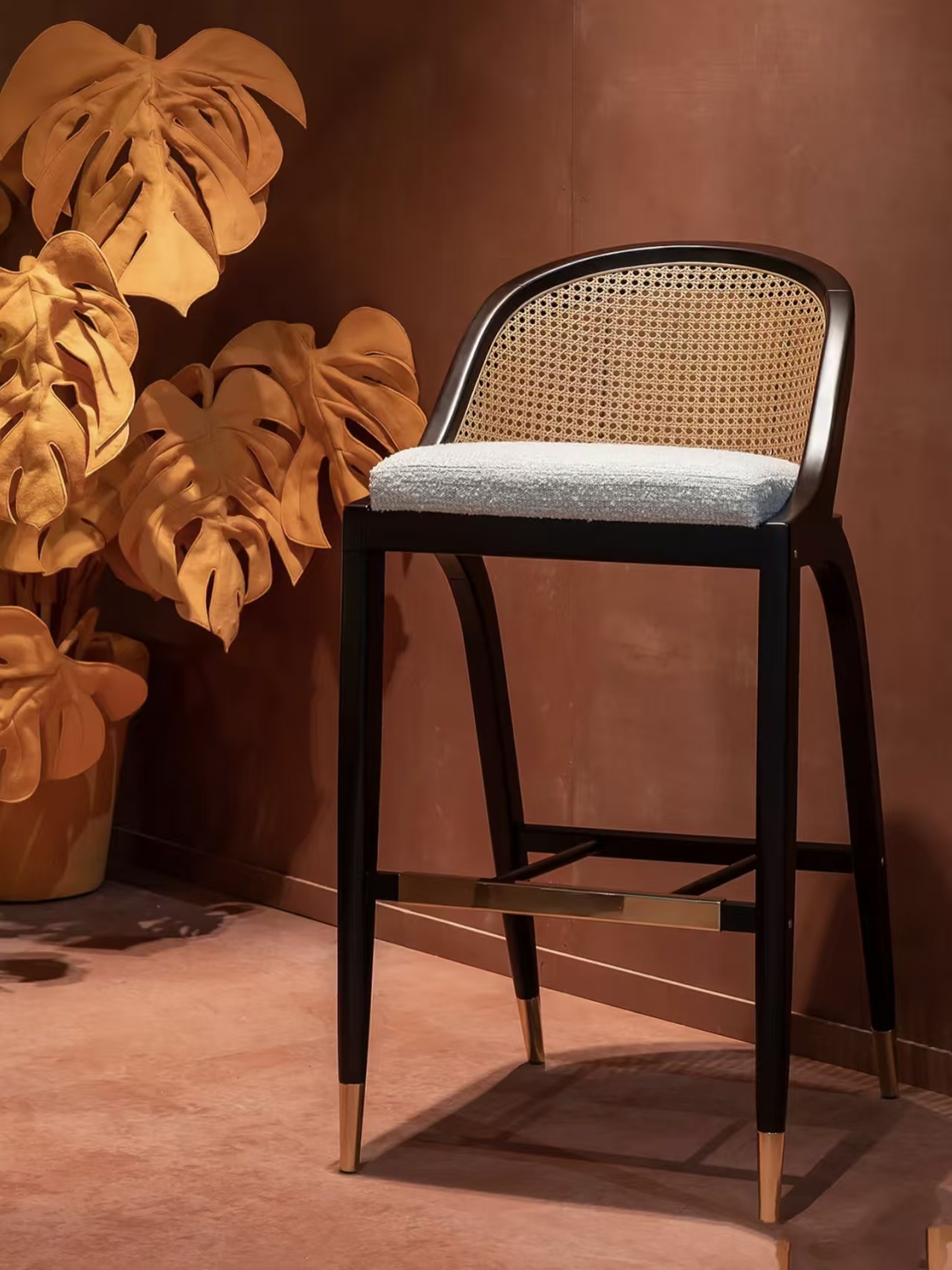 现代简约实木藤编吧台椅简约靠背高脚凳岛台咖啡厅复古前台椅