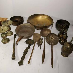 铜器怀旧老物件铜钵铜葫芦三足铜杯铜如意复古工艺品装饰摆件道具