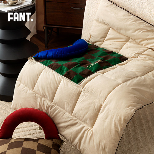 原创提手设计！两用抱枕被子