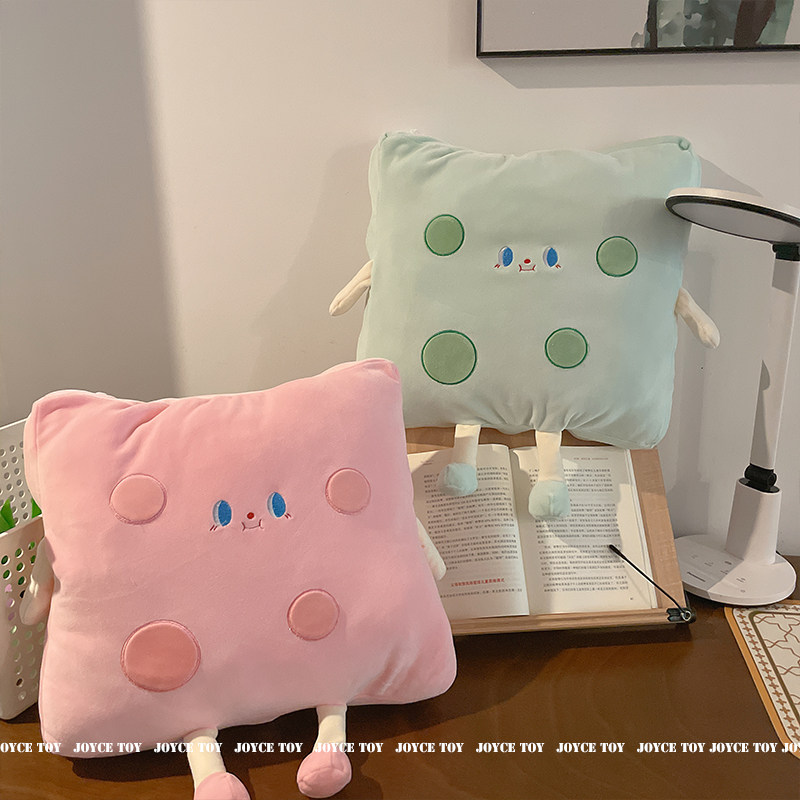 抱枕被子两用二合一午休加厚汽车折叠车用枕头办R公室午睡芝士靠,居家布艺,抱枕被,淘宝优惠券,粉丝福利购,淘宝优惠卷