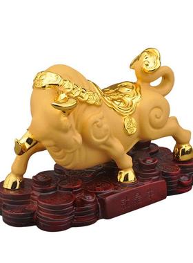 厂家直供就是牛汽车内摆件招财金牛气冲天办公室装饰品桌面小摆件