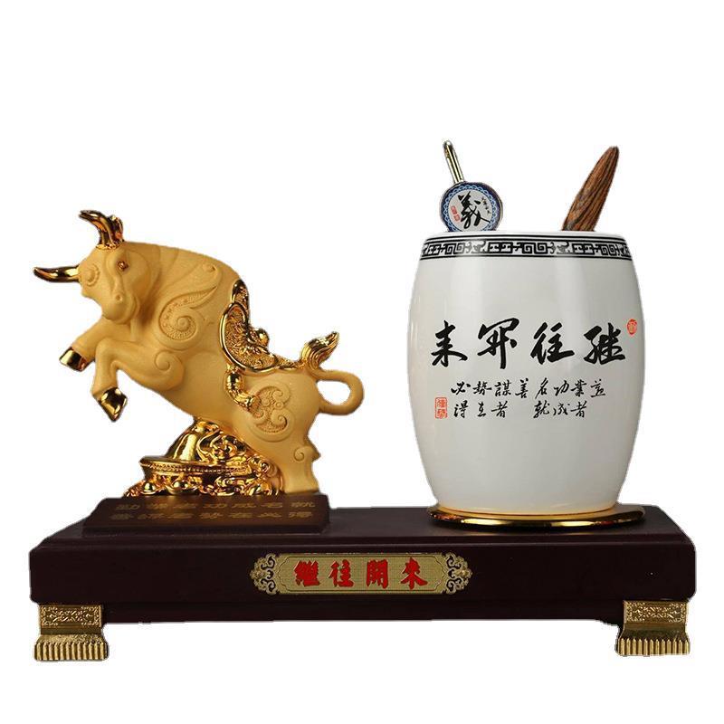 生肖牛势绒沙金工艺品创意文具台笔筒摆件商务礼品年会纪念品