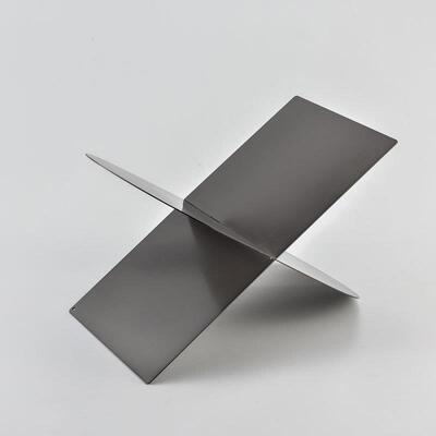 现代轻奢书架杂志架创意桌面收纳摆件客厅书房不锈钢钛黑软装饰品