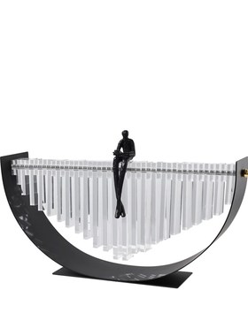 现代轻奢金属人物雕塑摆件售楼处样板房间电视玄关柜家居软装饰品