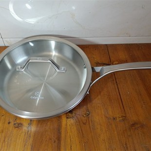 。美酷签名款 25.4cm多层钢煎锅带盖 铸钢手把平底锅 传家宝酷锅
