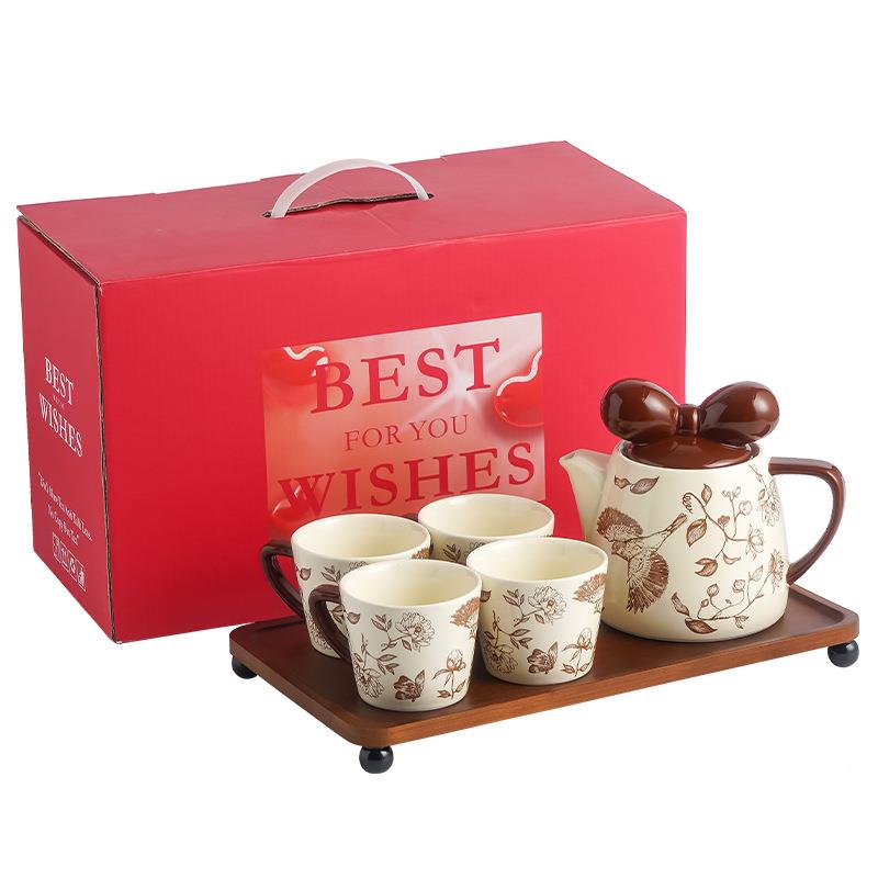 陶瓷礼釉下彩家用水具套装鸟语花香高颜值新婚蝴蝶结花迁乔物水杯