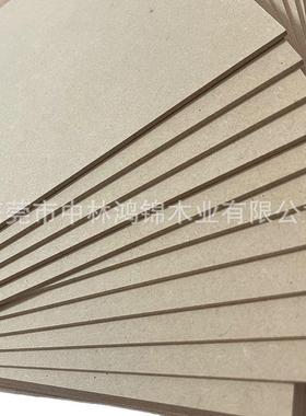 供应进口松木板裁切松木纤维板中密度板材白色高密度板整张奥松板