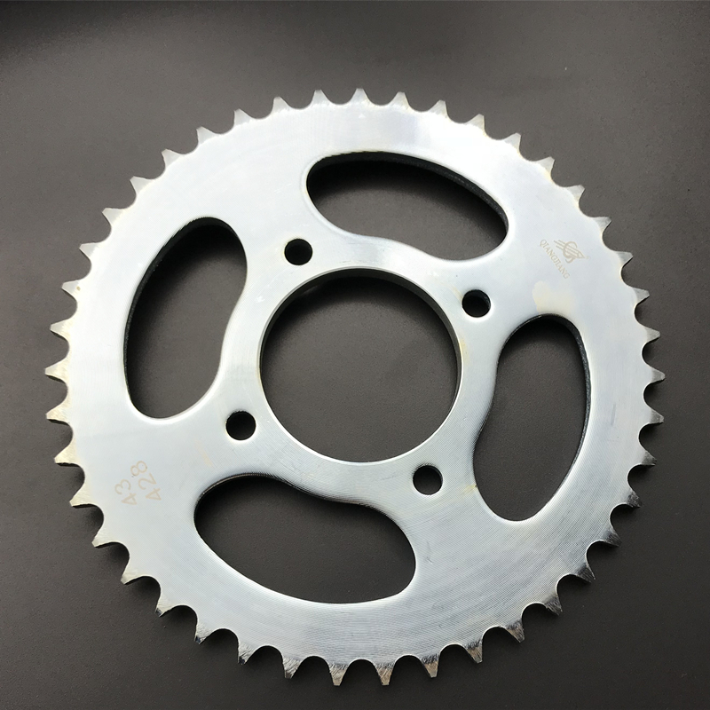 适用于钱江龙QJ150-19A/19C/19G摩托车油封链条牙盘套链轮三件套