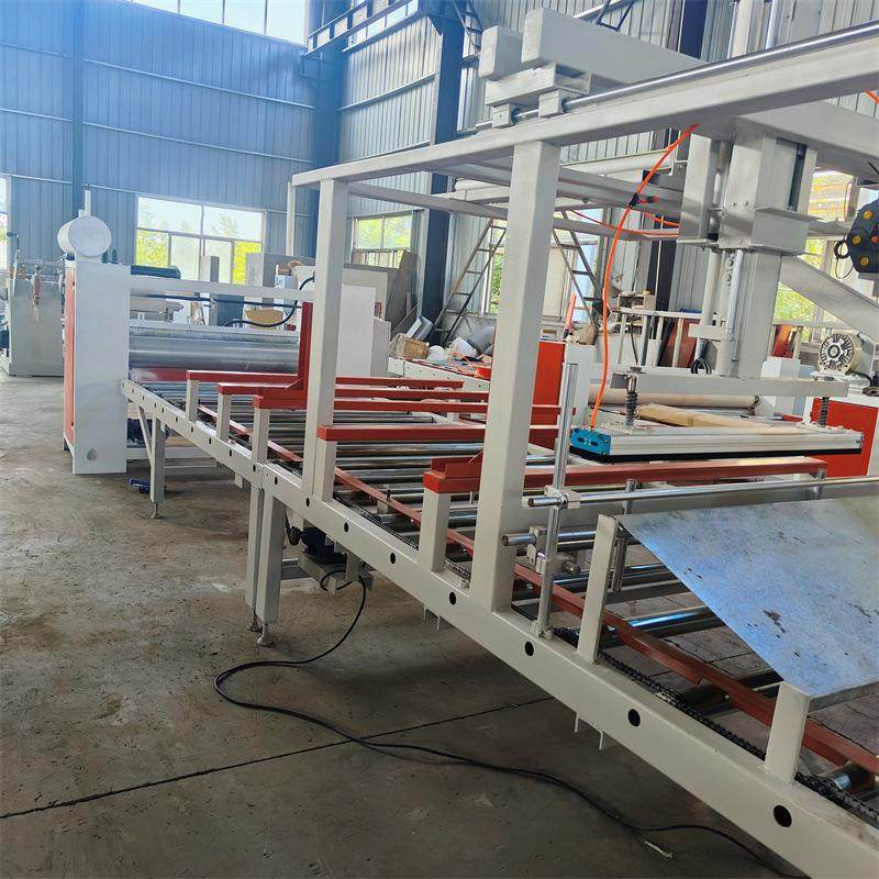 PUR热熔胶涂胶贴面机 片材放火皮铝皮贴合机 装饰片材复合机,五金/工具,机床,淘宝优惠券,粉丝福利购,淘宝优惠卷