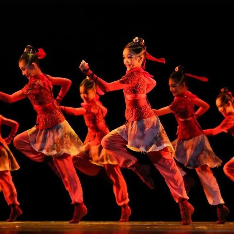 再现花木兰舞蹈演出服小荷风采古装女将军士兵铠甲穆桂英表演服装