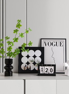 入户进门b玄关摆件高级感小众桌面餐边软装饰画客厅电视柜家居好