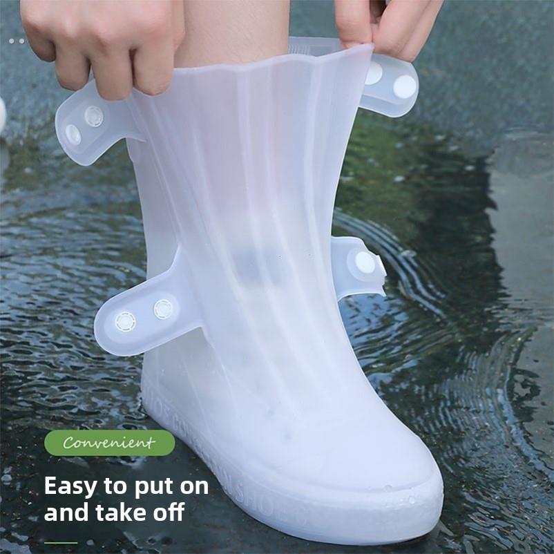 采购产品男女雨靴，防水，防滑，防雨鞋外穿，加厚和耐磨的硅胶雨