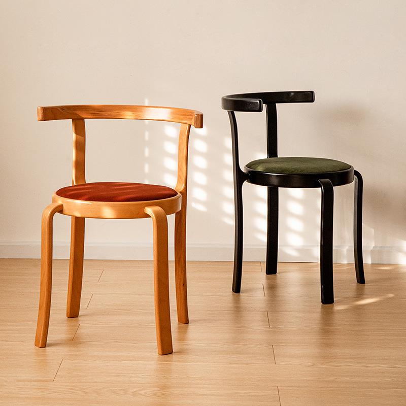 北欧家用可叠放吃饭椅子小户型靠背餐桌椅中古设计师实木餐椅