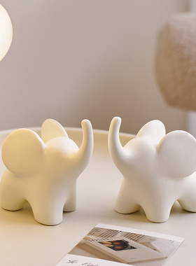 现代吉祥如意大象一对办公室桌面客厅电视柜艺术感装饰品