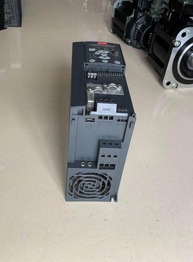丹弗斯变频器5.5kw瞭1.5kwFC系