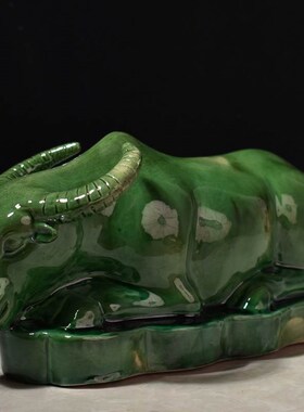 卧牛趴着低头喝水的水牛小黄牛型摆件家居卫生间厕所厨房浴室用品