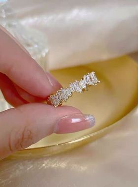 Close your eyes and enter~ Super delicate and sparkling ligh