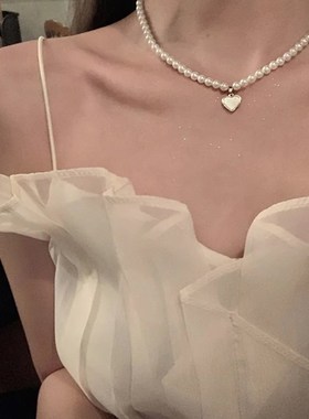 高端珍珠项链年轻款高品质玻璃珠爱心女轻奢小众高级感锁骨链颈链