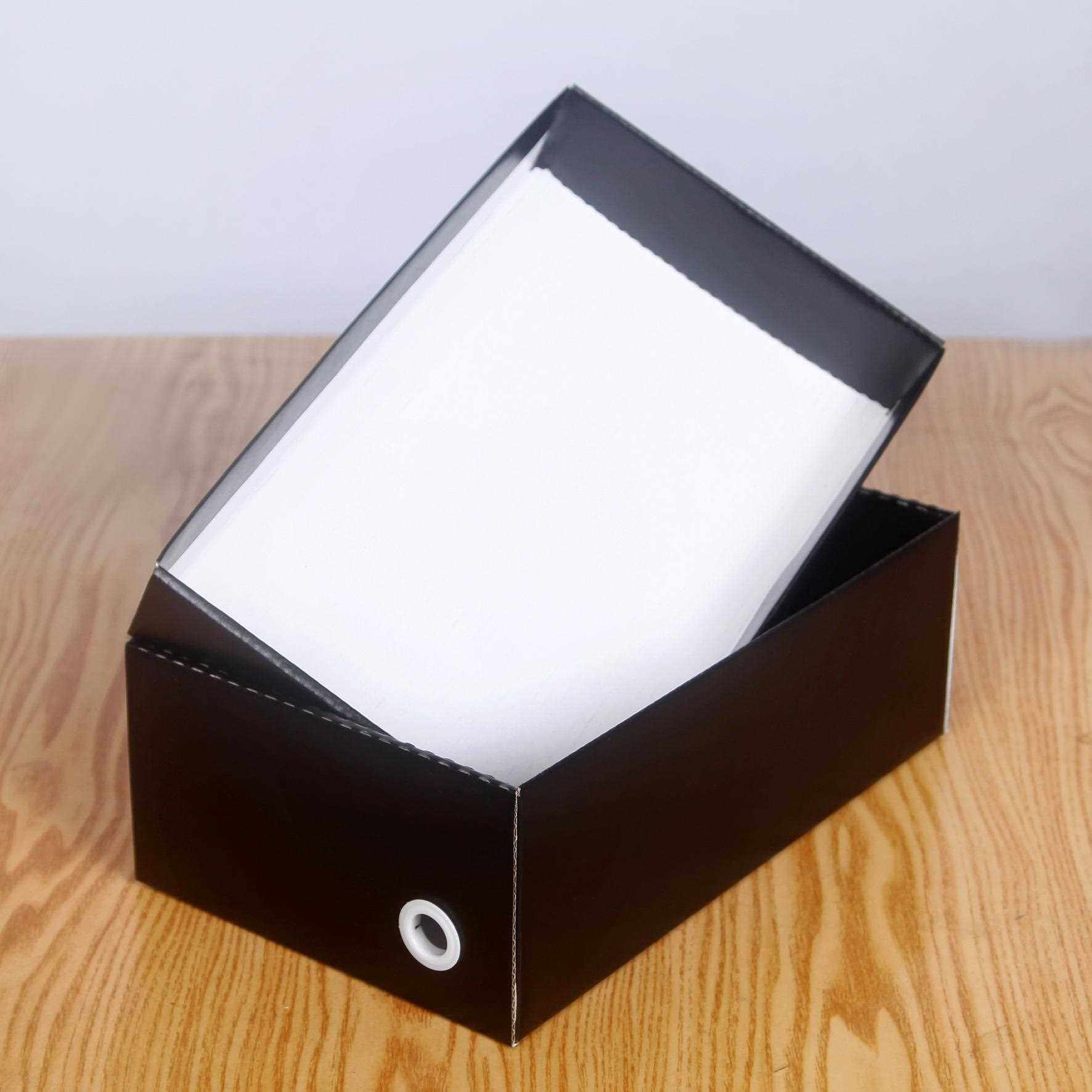 新款直销鞋盒纸盒現貨黑色白色天地盖纸盒折叠收纳盒牛皮纸瓦楞快