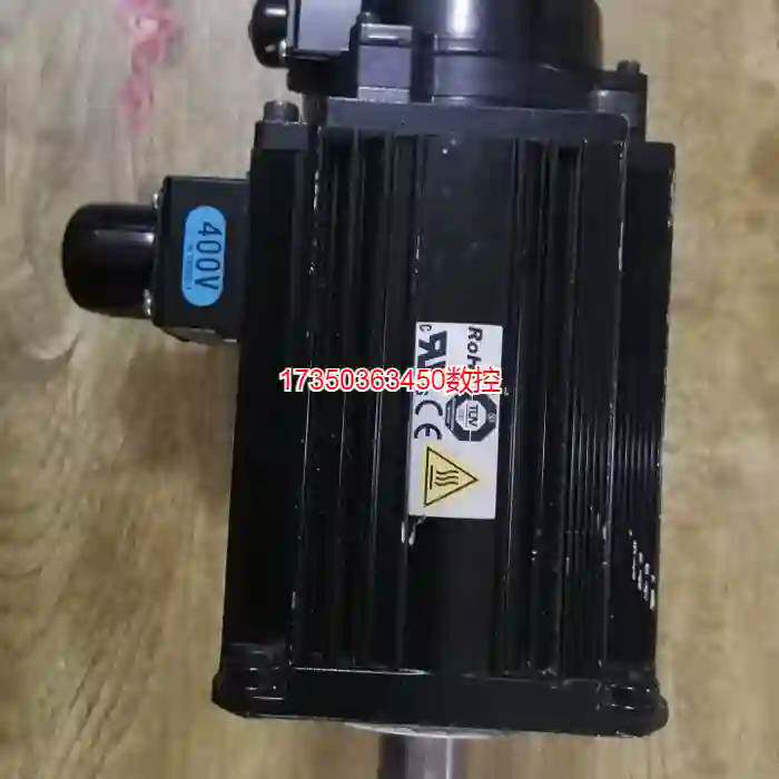 议价议价勿拍~伺服马达  SGMSV-20DDA6F，厂里拿