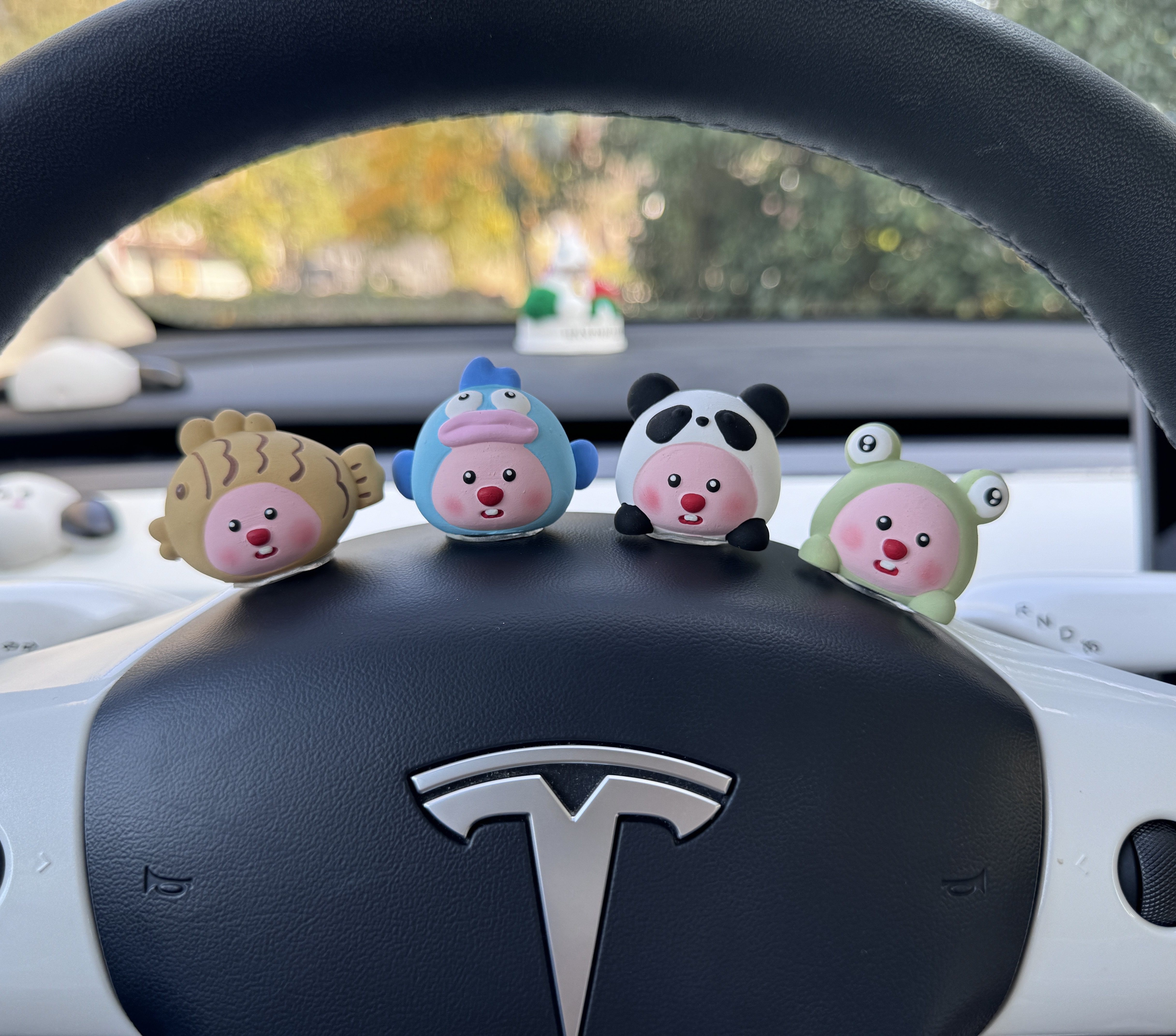 loopy海狸可爱车载摆件中控台后视镜桌面装饰汽车用品车内大全