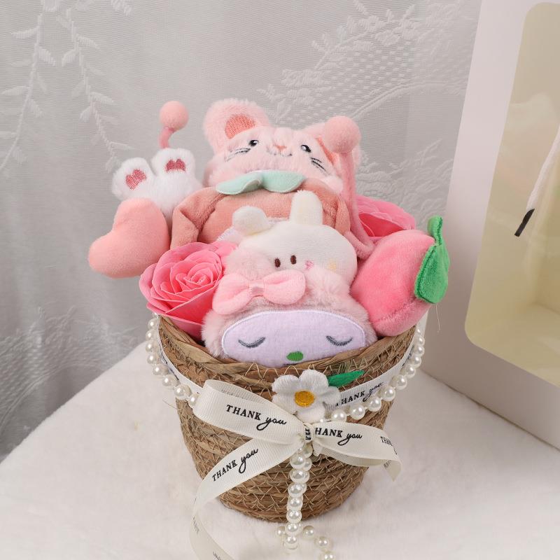 玩偶花篮七夕情人节生日礼物送闺蜜女生礼物可爱礼品伴手礼