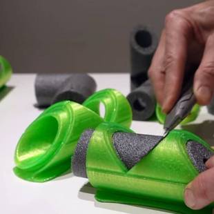 Three-tube insulation cutting fixture绝热保温橡塑管切割模具