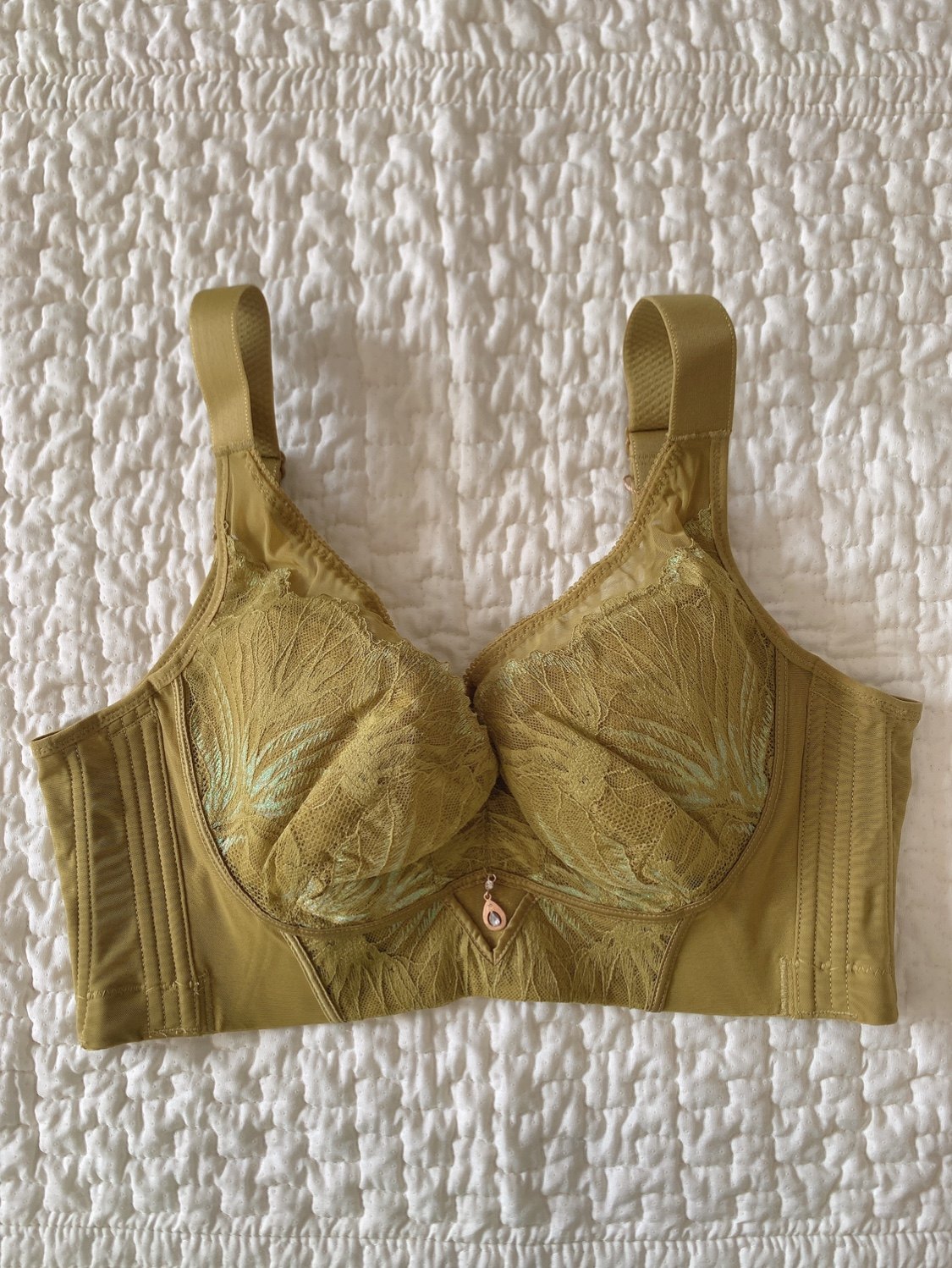 专柜品牌大胸调整型聚拢侧收文胸聚拢侧收副乳能量石按摩CDE通杯,女士内衣/男士内衣/家居服,文胸,淘宝优惠券,粉丝福利购,淘宝优惠卷