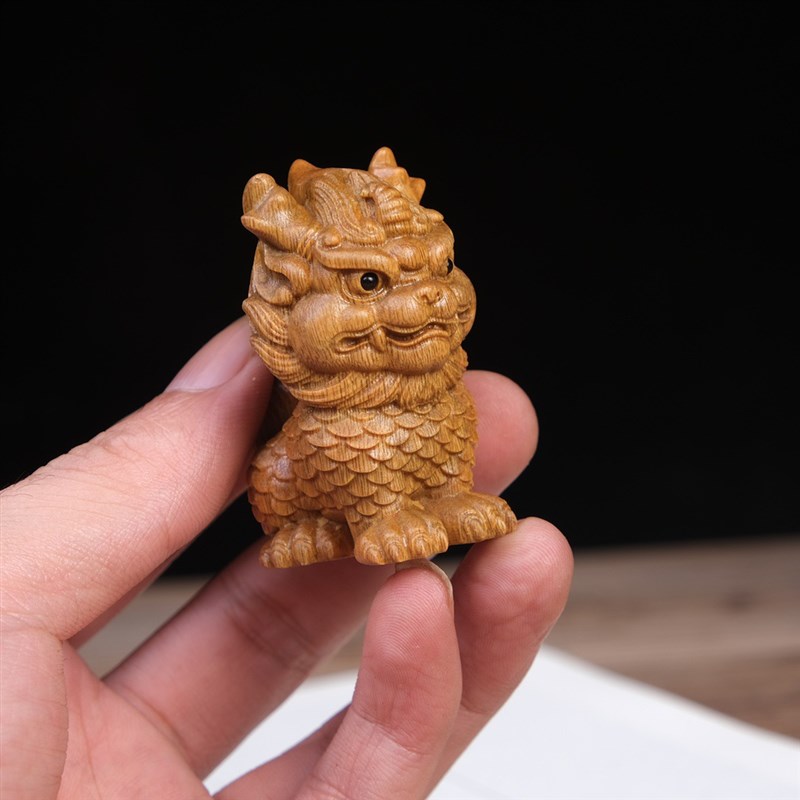 速发手檀木雕刻文玩随身绿把件瑞兽麒载车麟办公桌装饰工艺品摆件