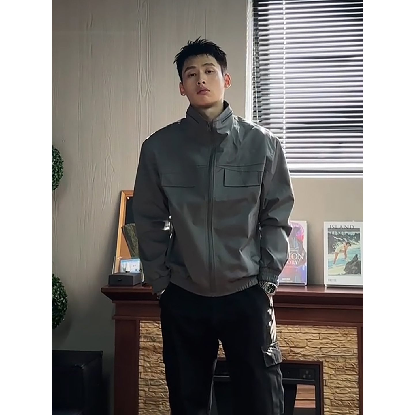 狼灰色短款游骑兵夹克男款秋季