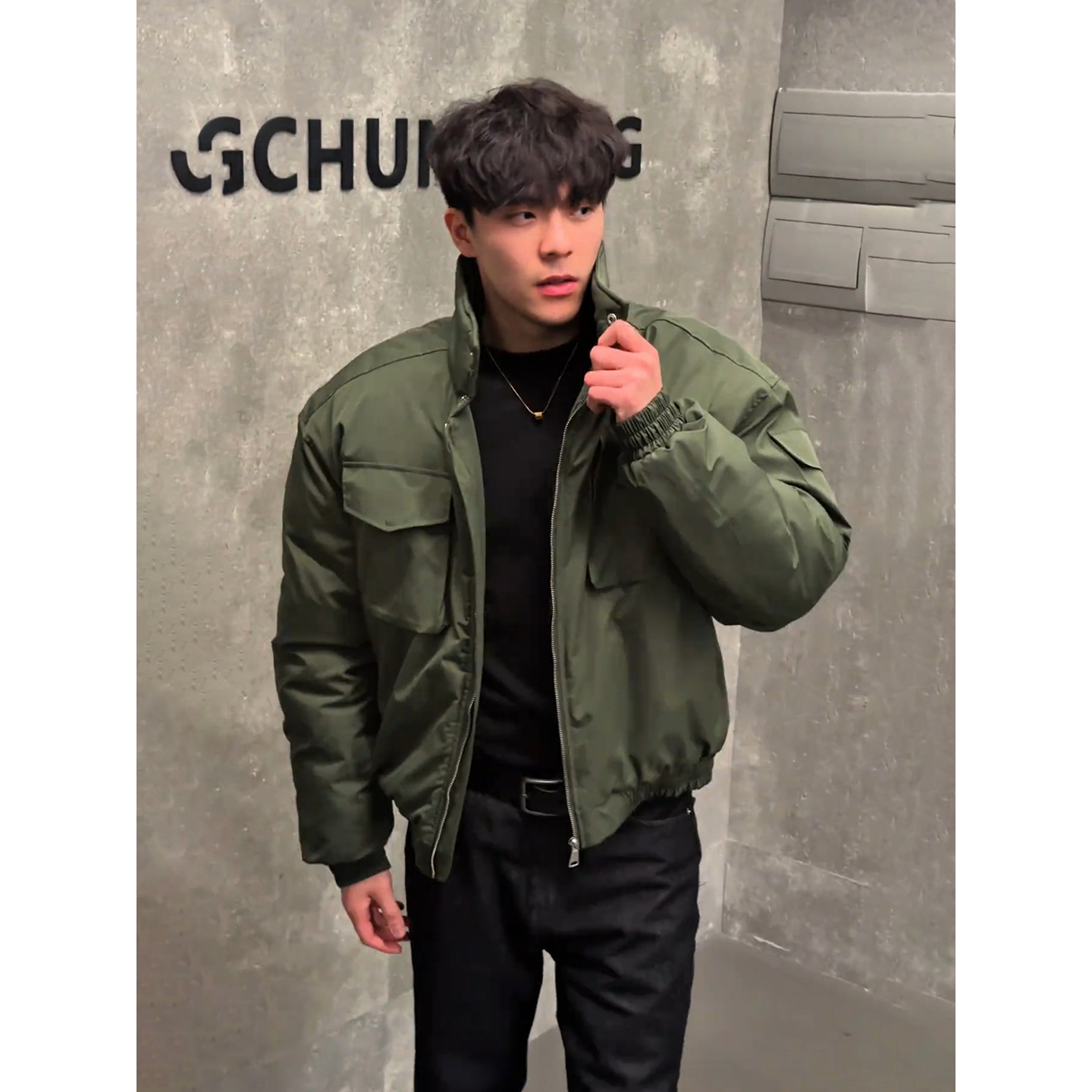 军绿色轻骑兵bomber棉服男款冬季