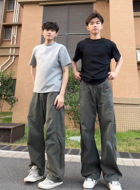 军绿色水洗棉褶皱工装裤男款美式复古薄款伞兵裤cleanfit弯刀裤子