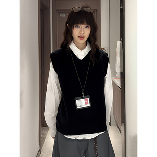 黑色学院风V领马甲男秋冬高级感慵懒针织衫韩版叠穿内搭无袖背心