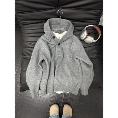浅灰色连帽毛衣男款秋冬季