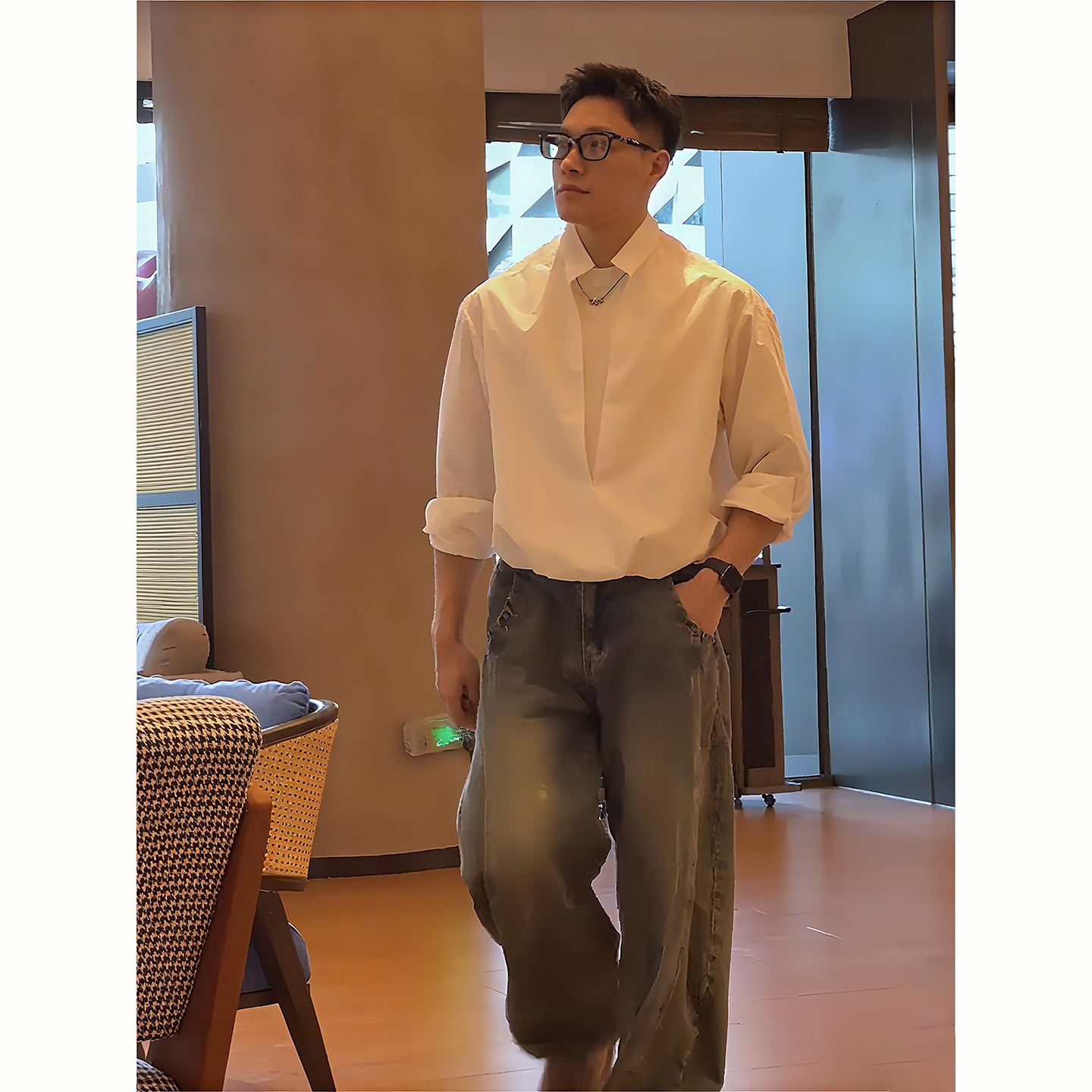 假两件白色长袖衬衫男式秋季叠穿