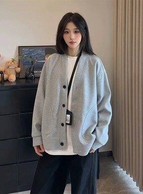 灰色华夫格v领开衫外套男女早秋流行穿搭韩系宽松慵懒风针织卫衣